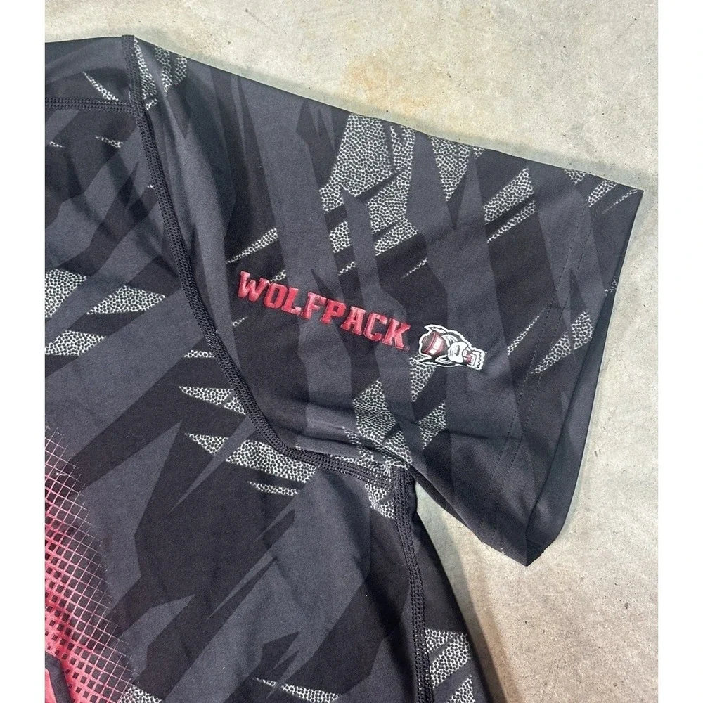 Adidas NC State Wolfpack Gray Camo Short Sleeve Performance Shirt Men's Sz XL